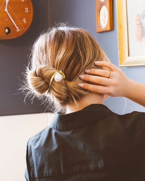 Gold Tone Hair Pin with Pearl