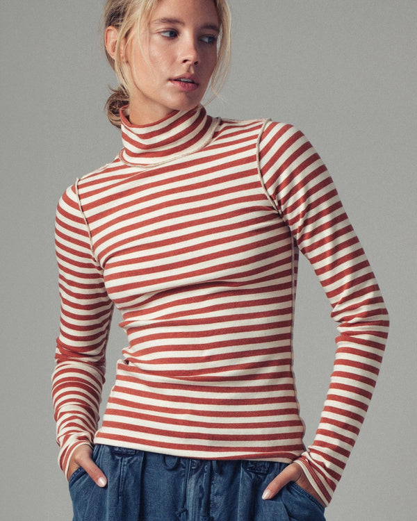 Stripe Contrast Seam Turtleneck