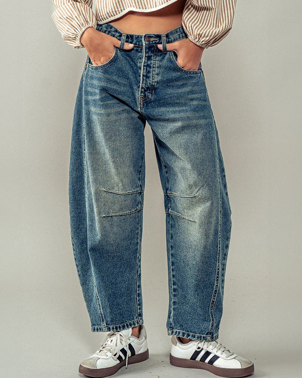 Distressed Wash Barrel Jeans