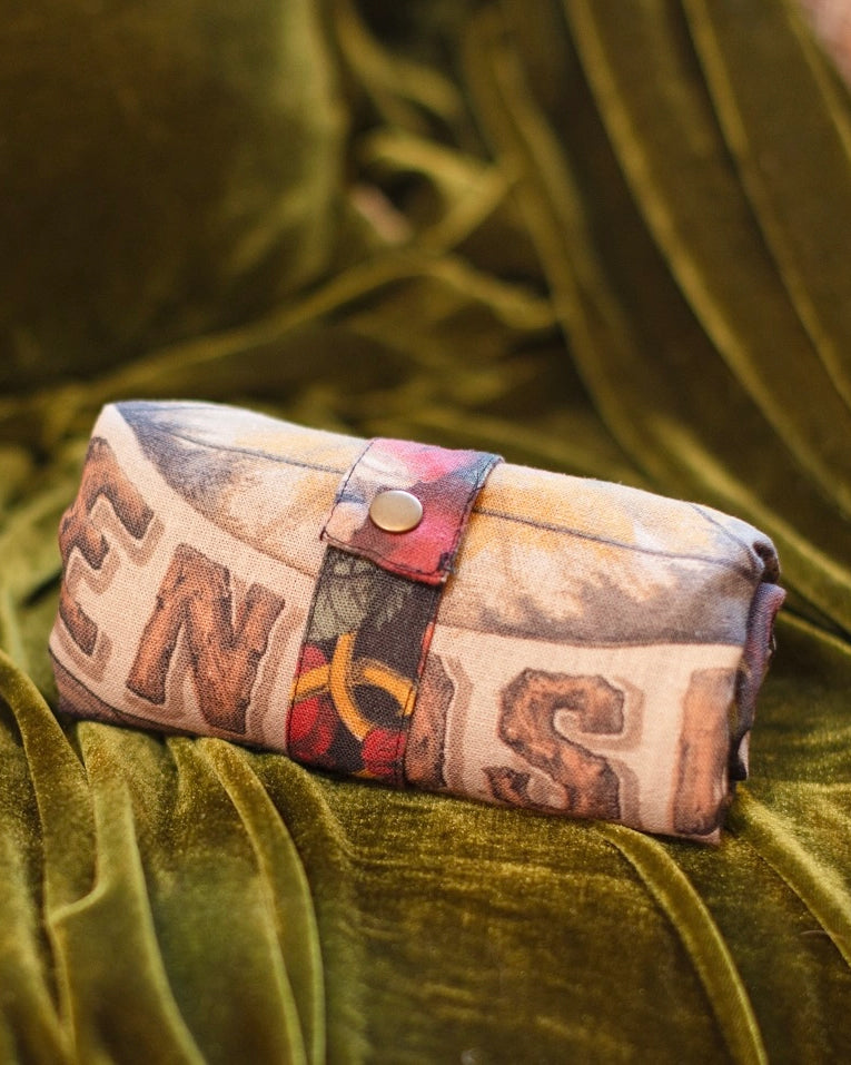 Friendship Love & Truth Vintage Heart Print Linen Tote Bag