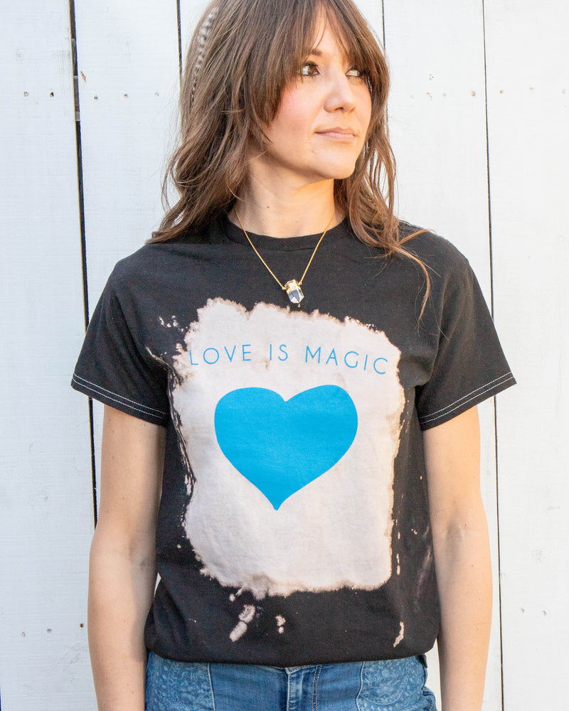 Love Is Magic Cotton Bleached Out Tee