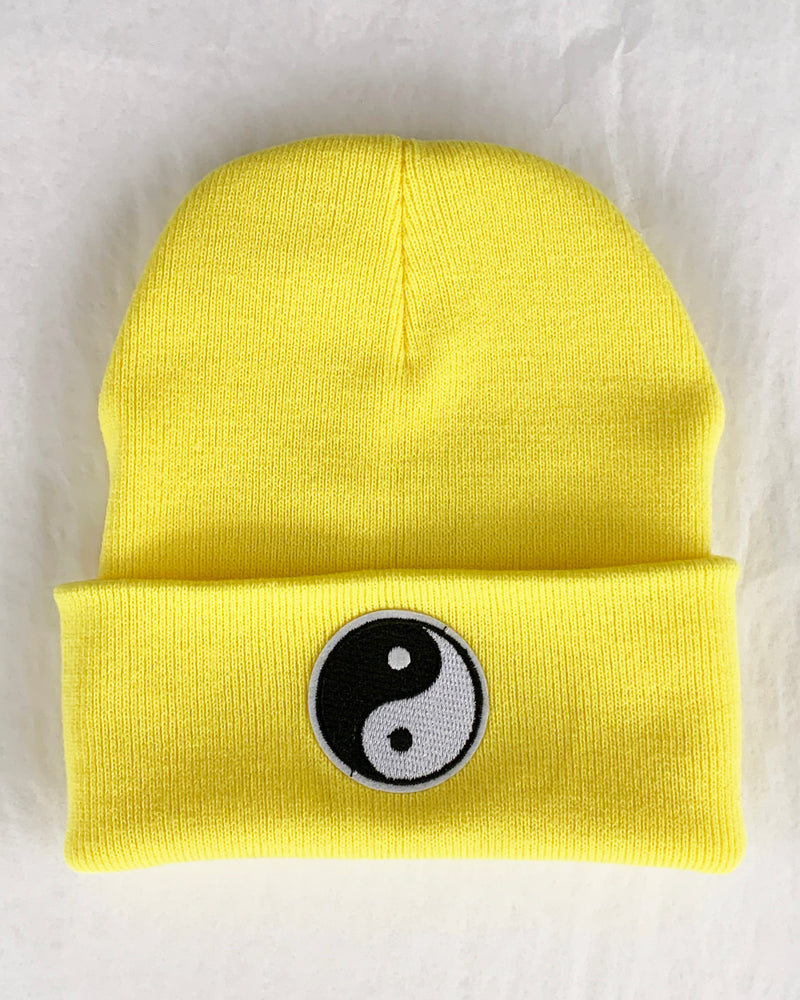 Yin Yang Patch Beanie - Yellow